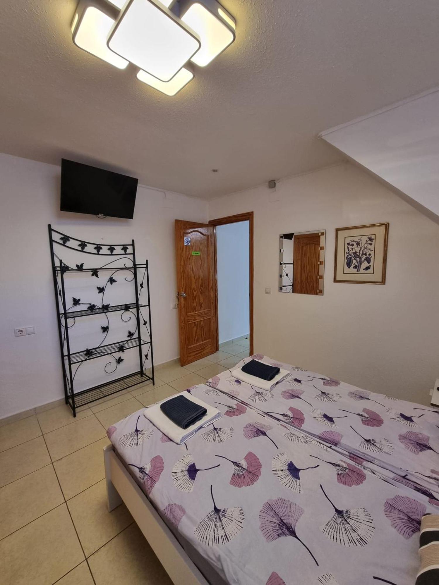 Cozy Rooms In Terraced House Fuengirola Εξωτερικό φωτογραφία